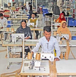 Manufacturer of designer Custom Made Rugs in India